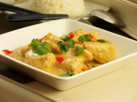 Asijské kuřeí kari s jasmínovou rýží