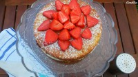 Victoria sponge cake (anglický piškotový dort)
