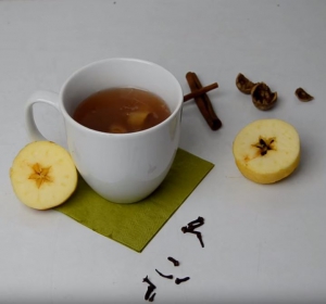 Teplý jablečný mošt | Jablečný čaj
