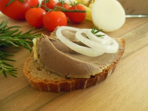 Paštika z kuřecích jater Paštika z kuřecích jater