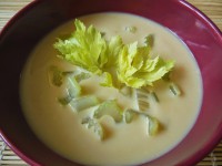 Pikantní celerová polévka