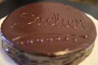 Sacher dort