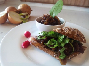 Cibulová marmeláda Cibulová marmeláda