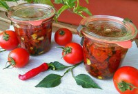 Nakládaná sušená rajčata po italsku