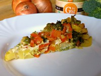 Zapečená zelenina s brokolicí s vajíčkovo-mandlovo-česnekovým přelivem