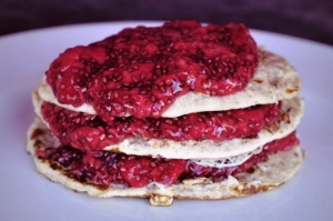 Pohankové lívanečky s chia džemem Pohankové lívanečky s chia džemem