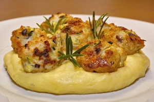 Kuřecí kuličky s cuketou a mozzarellou Kuřecí kuličky s cuketou a mozzarellou