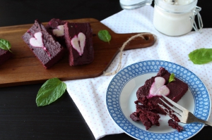 Red velvet brownies s kokosovým máslem