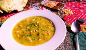 Kapustová polévka s pohankovou krupicí Kapustová polévka s pohankovou krupicí