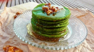 Špenátové lívanečky se špaldovým sirupem Špenátové lívanečky se špaldovým sirupem