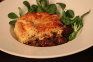 Steak and Guinness Cheddar Pie