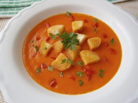 Zeleninová krémová polévka s paprikou