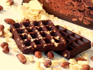 Domácí čokoláda s ořechy a pralinky