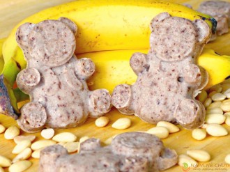 Brumíci s lískovými oříšky, raw čokoládou a ghíčkem